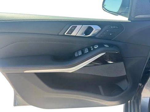 Used 2024 BMW X7 xDrive40i AWD/4WD image 12