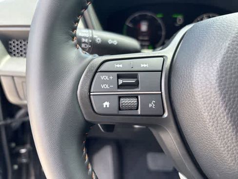 Used 2026 Honda CR-V Sport image 11