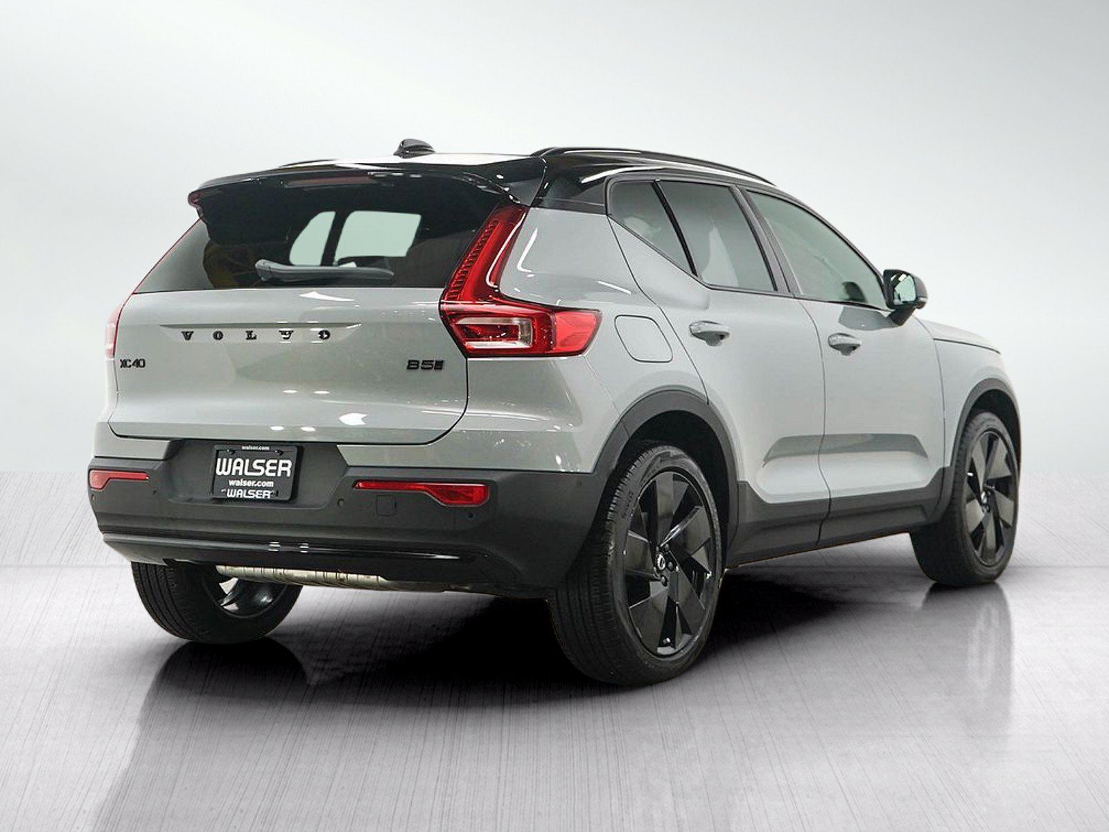 Used 2026 Volvo XC40 B5 Ultra w/ Protection Package Premier AWD/4WD image 5