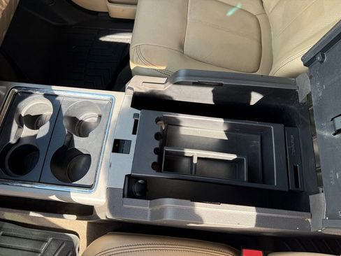 Used 2015 Ford F350 Lariat w/ Lariat Ultimate Package image 17