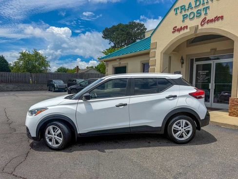 Used 2020 Nissan Kicks S FWD image 24