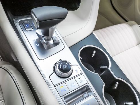 Certified 2026 Genesis G70 2.5T Prestige image 19