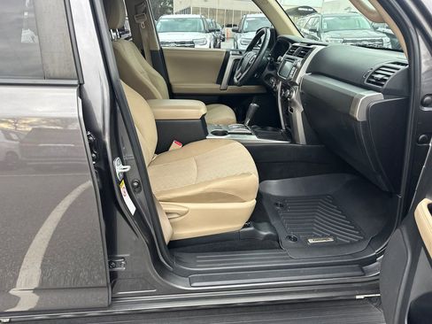 Used 2017 Toyota 4Runner SR5 image 13