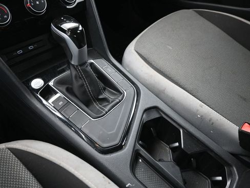 Used 2024 Volkswagen Taos S image 30