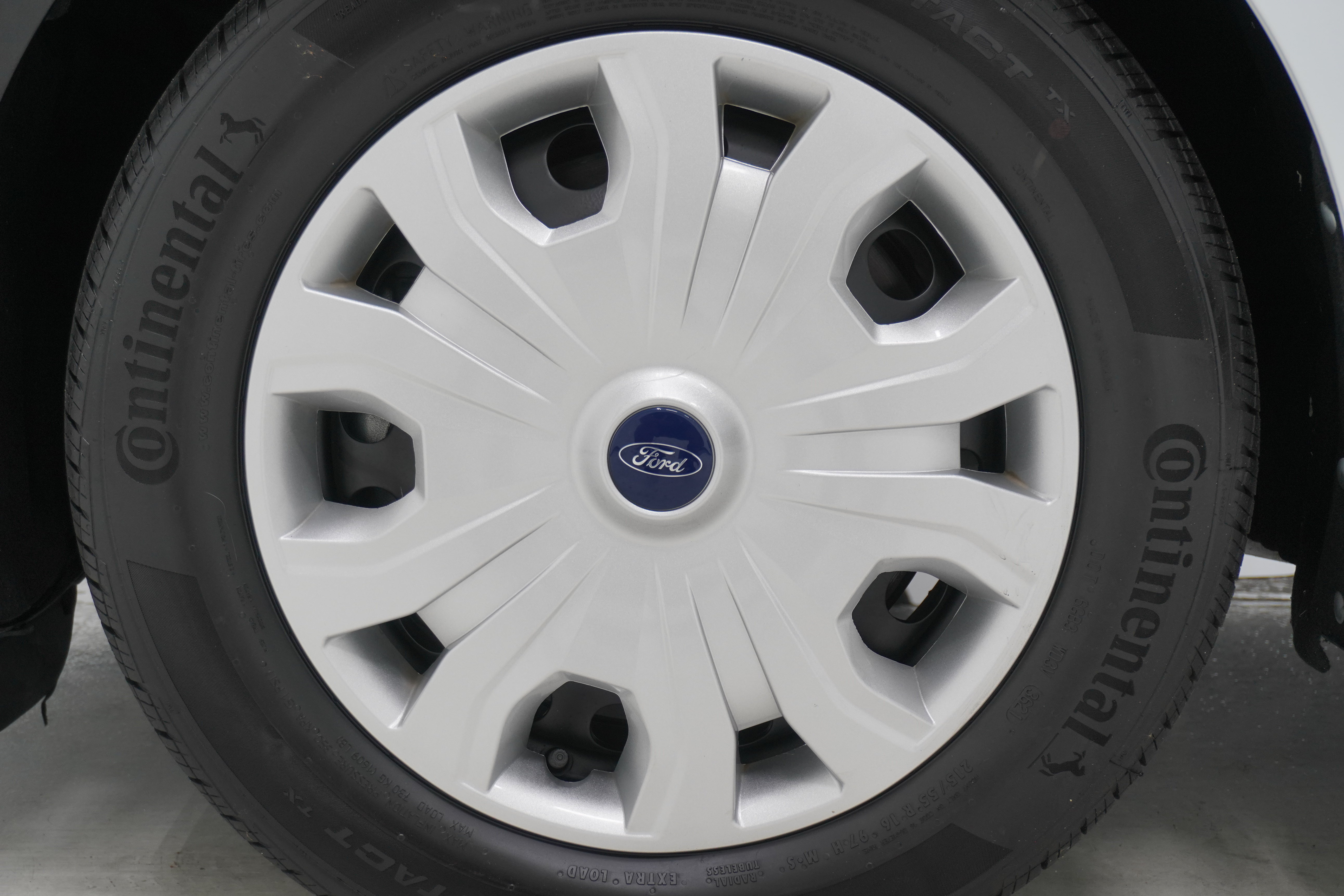 Used 2022 Ford Transit Connect XL FWD image 20