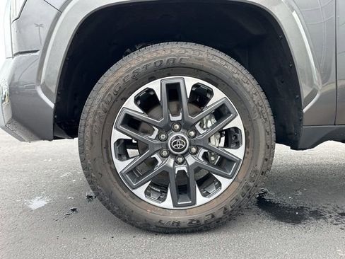 New 2024 Toyota Tundra Limited AWD/4WD image 10