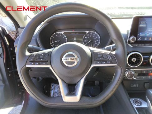 Used 2023 Nissan Sentra SV image 12