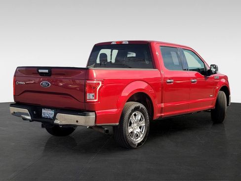 Used 2015 Ford F150 XLT w/ Equipment Group 302A Luxury RWD image 4