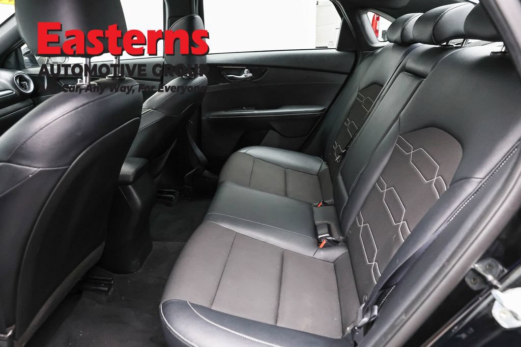 Used 2023 Kia Forte GT-Line w/ GT-Line Premium Package FWD image 23