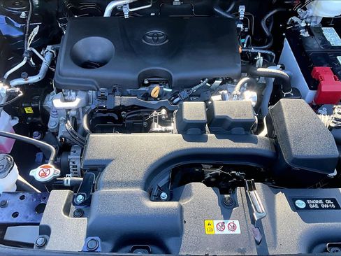 Used 2023 Toyota RAV4 XLE Premium image 33