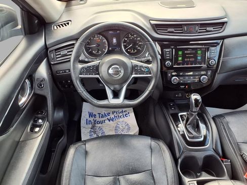 Used 2020 Nissan Rogue SL image 4
