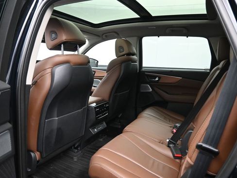 Used 2025 Acura MDX w/ Technology Package image 25