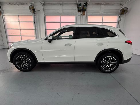 Certified 2026 Mercedes-Benz GLC 300 image 2