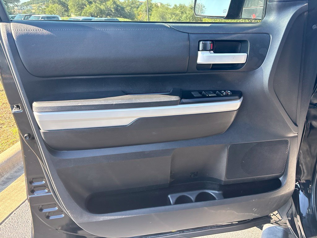 Used 2018 Toyota Tundra SR5 w/ SR5 Upgrade Package RWD image 11