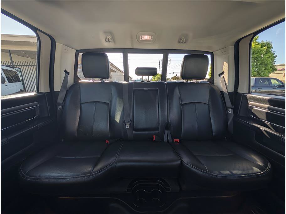 Used 2018 RAM 2500 Laramie w/ Sport Appearance Group AWD/4WD image 8