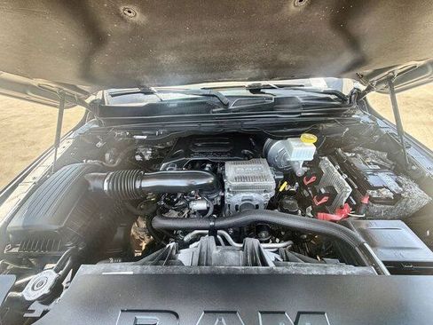 Used 2019 RAM 1500 Limited RWD image 29