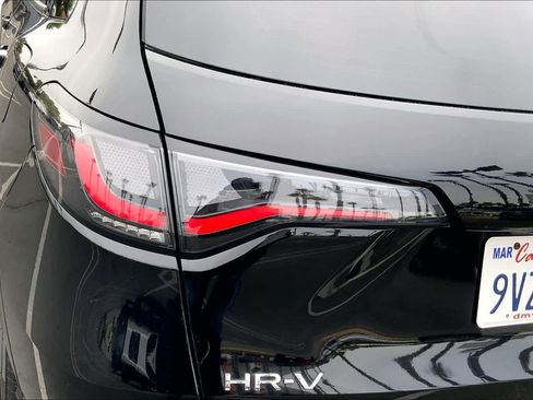 Used 2023 Honda HR-V EX-L image 28