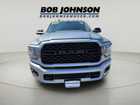 Used 2022 RAM 2500 Big Horn w/ Night Edition AWD/4WD image 7