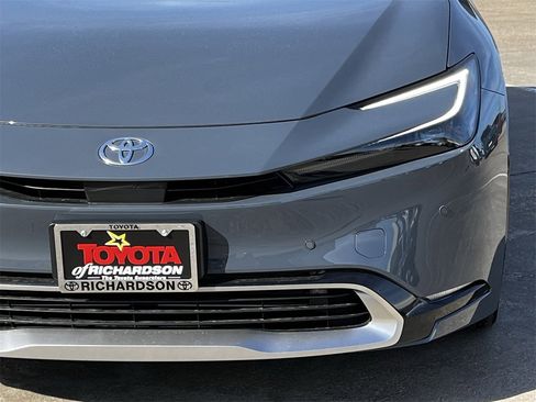 New 2026 Toyota Prius XSE image 8
