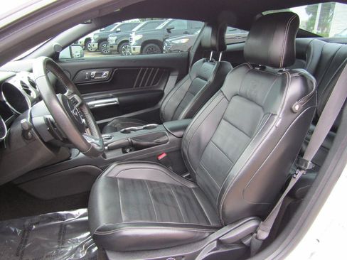 Used 2015 Ford Mustang GT Premium w/ Equipment Group 401A RWD image 10