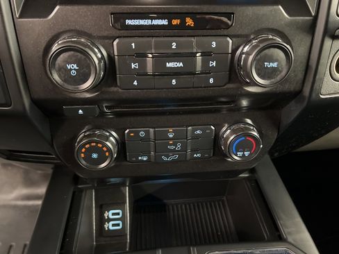 Used 2018 Ford F150 XL w/ Equipment Group 101A Mid image 13