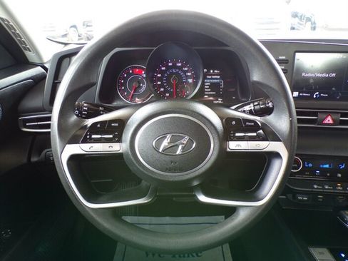 Used 2021 Hyundai Elantra SEL FWD image 26