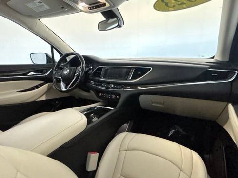 Used 2023 Buick Enclave Essence AWD/4WD image 32