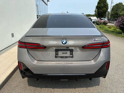 Certified 2024 BMW i5 M60 w/ Premium Package image 5