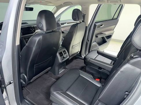 Used 2022 Volkswagen Atlas SE w/ Panoramic Sunroof Package FWD image 25