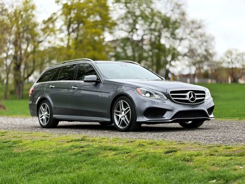 Used 2016 Mercedes-Benz E 350 4MATIC Wagon image 57