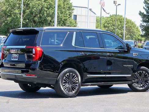 Used 2025 GMC Yukon Elevation w/ LPO, Floor Liner Package AWD/4WD image 3