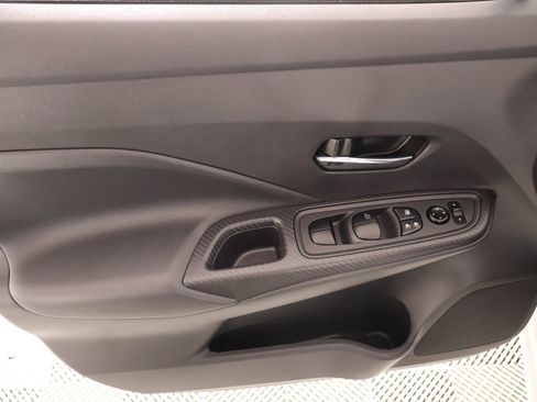 Used 2024 Nissan Versa SV w/ Trunk Package FWD image 14