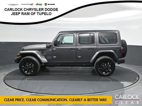 Used 2025 Jeep Wrangler Sahara w/ Safety Group image 8