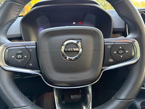 Used 2023 Volvo C40 P8 Recharge Ultimate w/ Protection Package Premier AWD/4WD image 7