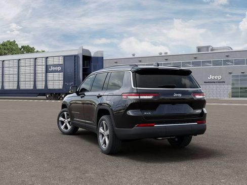 New 2026 Jeep Grand Cherokee L Limited AWD/4WD image 3