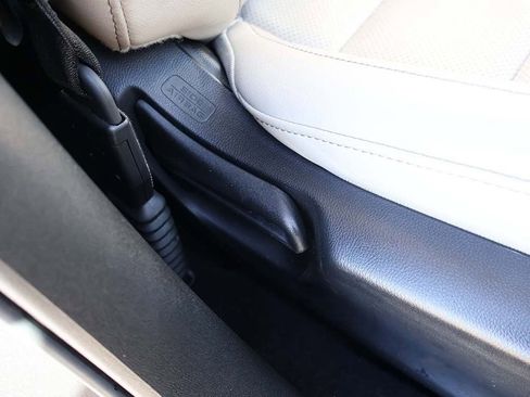 Used 2024 Honda HR-V EX-L image 35