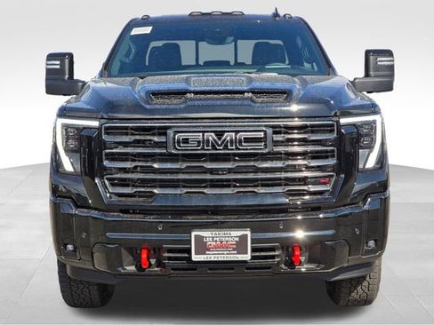 New 2026 GMC Sierra 2500 AT4 image 8