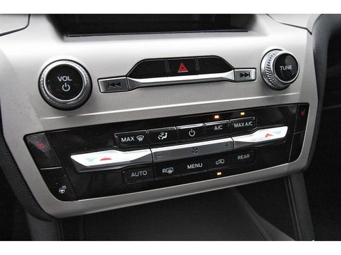 Used 2023 Ford Explorer XLT w/ Equipment Group 202A image 28