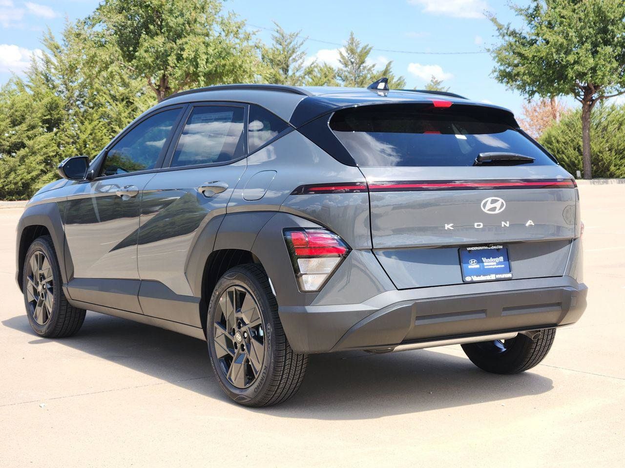 New 2027 Hyundai Kona SEL Sport FWD image 3