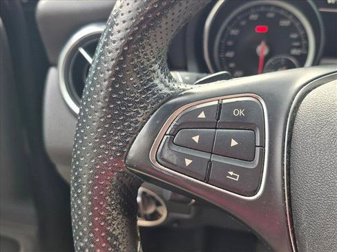 Used 2020 Mercedes-Benz GLA 250 image 8