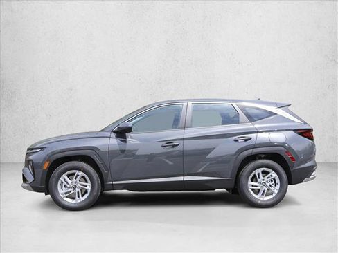 Certified 2026 Hyundai Tucson SE AWD/4WD image 8