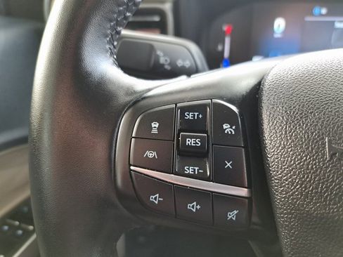 Used 2025 Ford Maverick Lariat w/ 4K Tow Package image 16