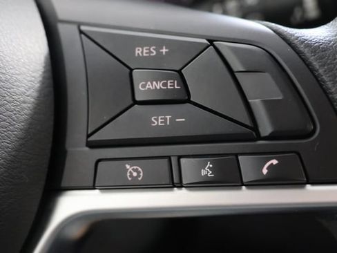Used 2023 Nissan Altima 2.5 SV FWD image 12