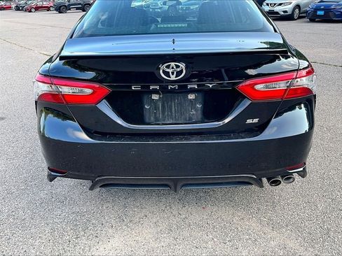 Certified 2019 Toyota Camry SE FWD image 10
