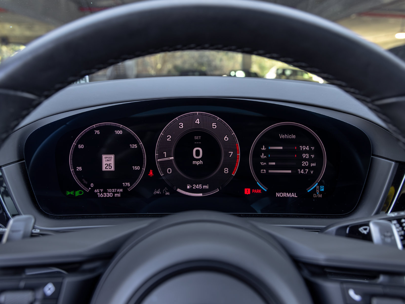 Certified 2024 Porsche Cayenne Coupe AWD/4WD image 30
