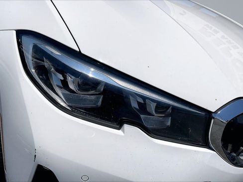 Used 2019 BMW 330i Sedan w/ Driving Assistance Package RWD image 29