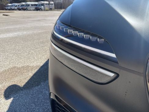 New 2026 Genesis GV70 3.5T Sport Advanced image 37