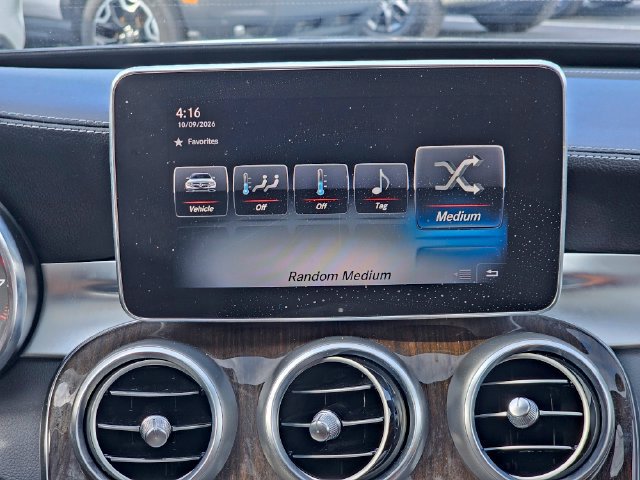 Used 2018 Mercedes-Benz C 300 4MATIC Sedan image 41