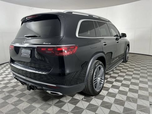 Used 2024 Mercedes-Benz GLS 450 4MATIC image 8