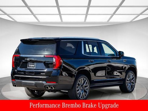 Used 2025 GMC Yukon Denali Ultimate AWD/4WD image 4